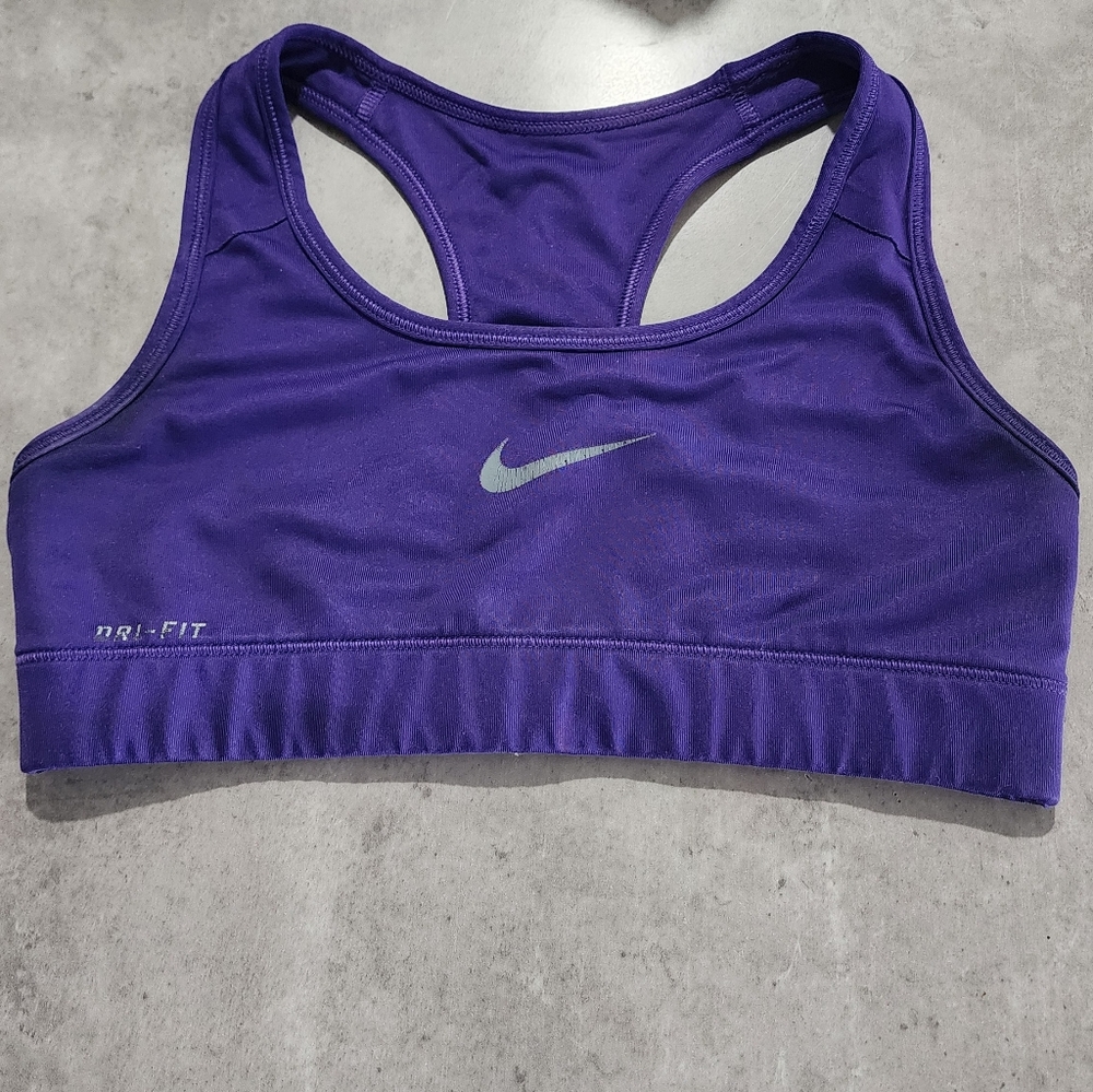 Nike Dri-Fit Sports Bra Running Yoga Fitness Athletic Womens size XS Purple